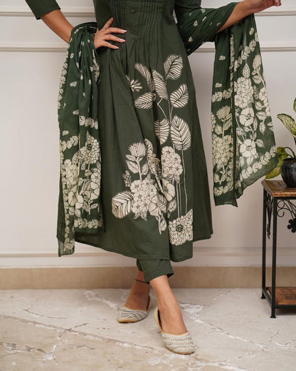 New Voluminous Beautiful Suit – RASAM S1/GR/1/240809