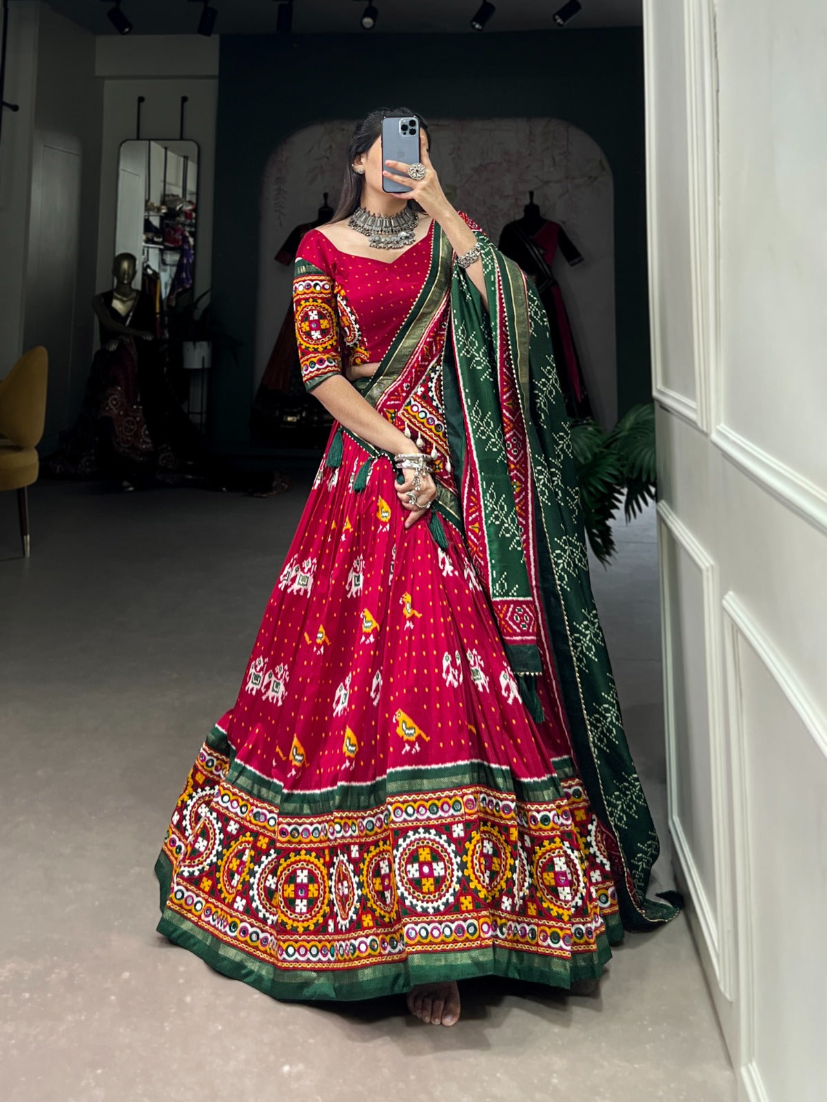 Exquisite Tussar Silk Lehenga Choli H2/LN/2/242308